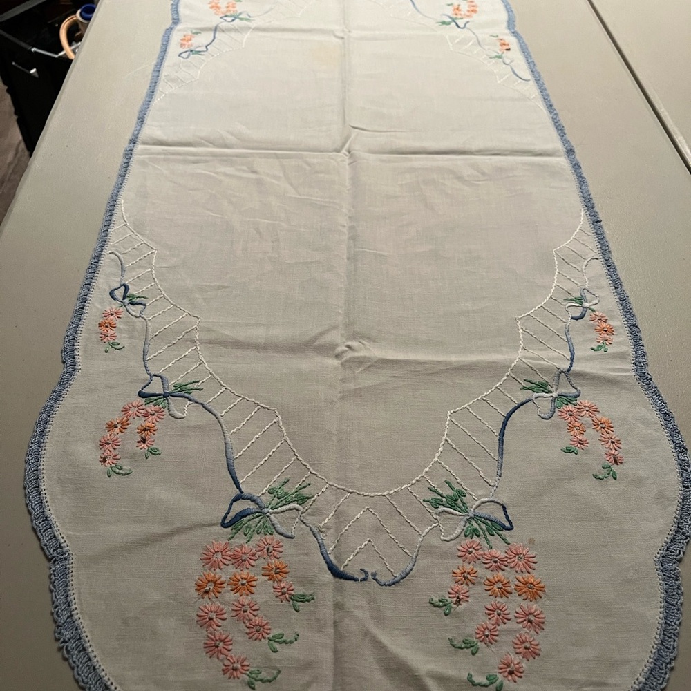 Embroidered Floral Table Runner